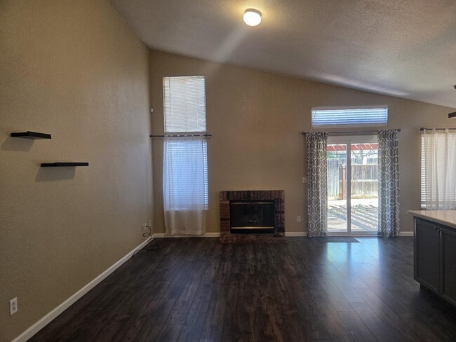 Building Photo - 1461 Velasquez Ln