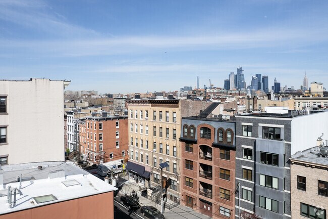 Aerial Photo - 839 Willow Ave