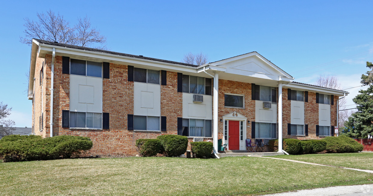 Primary Photo - Willowick Apts