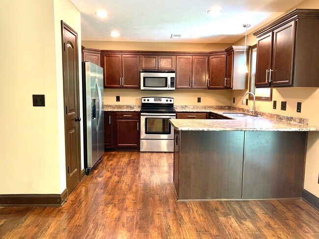 Foto del edificio - 1180 Morstead Dr