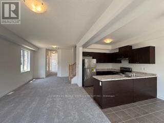 Building Photo - 401 VanDusen Ave