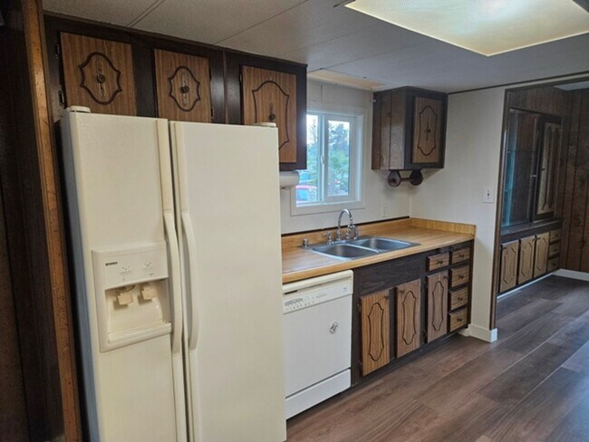 Foto del edificio - 3Bd/2Ba Manufactured Home - For viewing!