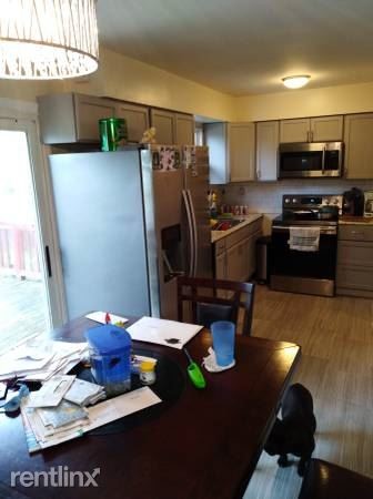 Primary Photo - 3 br, 1.5 bath House - 111 Chrystal Dr