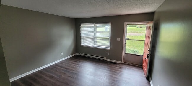 Building Photo - 4325 Voss Ave