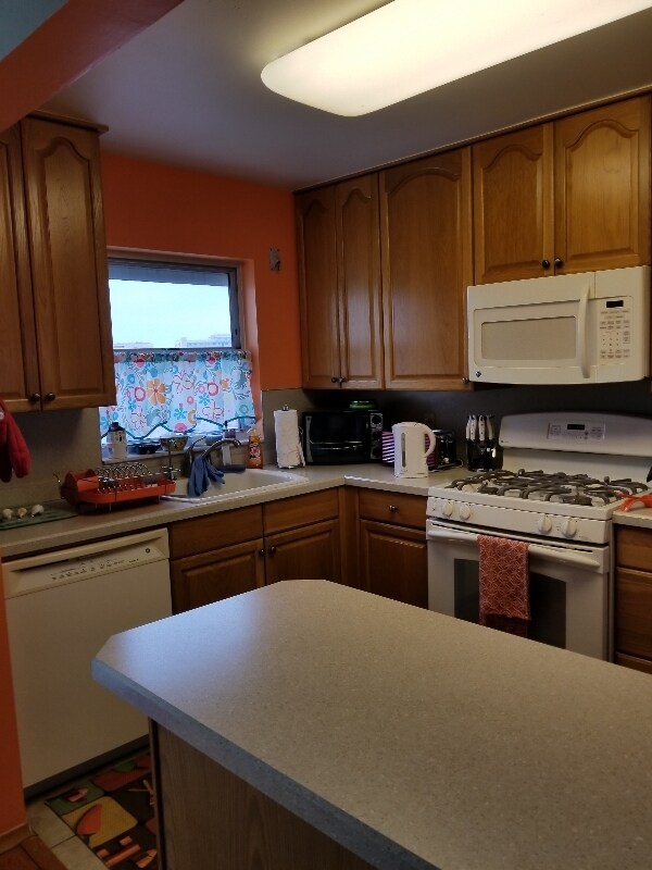 Foto del edificio - 2960 59th St S