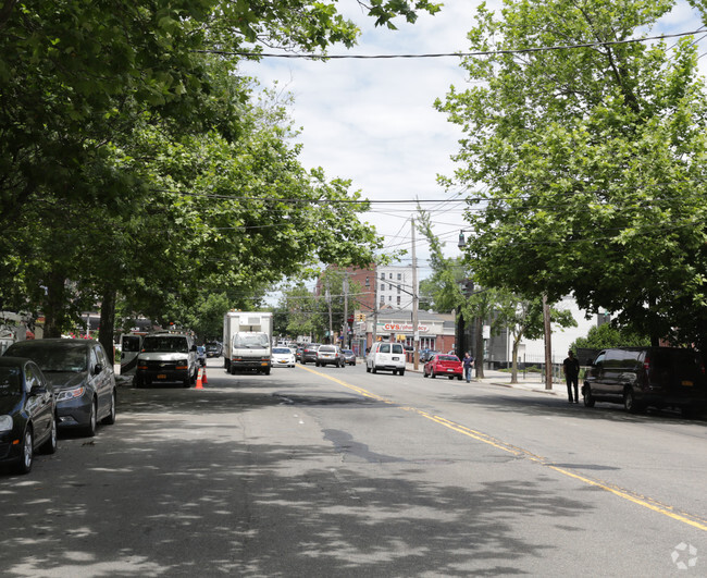 Foto del edificio - 1841 Williamsbridge Rd