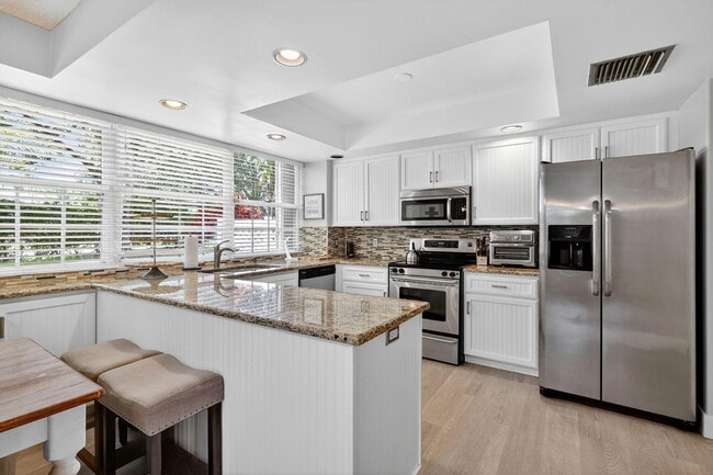 Building Photo - 503 Andover Ct