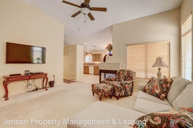 Foto del edificio - 2 br, 2 bath House - 4372 South Kiva Hill ...
