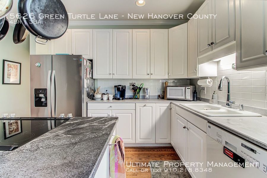Primary Photo - Gorgeous Home for Rent in Turtle Hall!