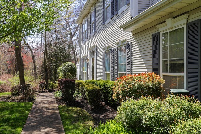 Foto del edificio - 101 S Manor Ct