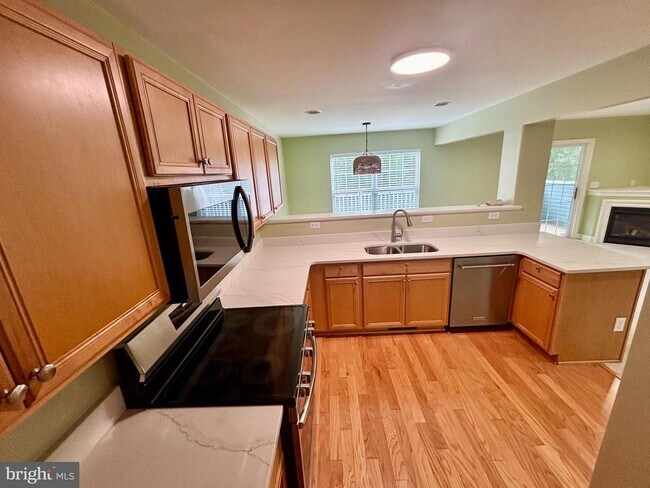 Foto del edificio - 17326 King Philip Way