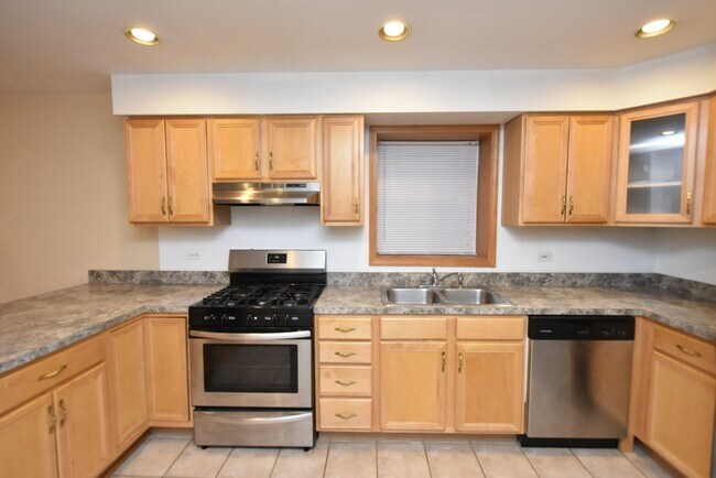 Foto del edificio - 2724 N Magnolia Ave