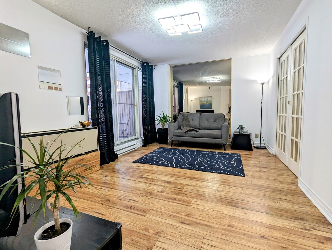 1055 SaintMathieu St, Montréal, QC H3H 2S3 Condo for Rent in Montréal, QC