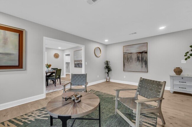 Foto del edificio - 1402 3rd Ave N