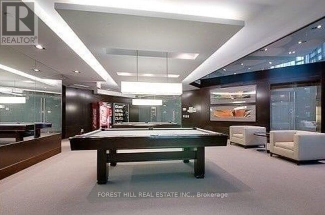 Building Photo - 225 Sherway Gardens Rd