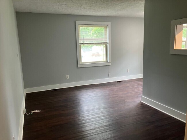Foto del edificio - Coming Soon!!! Duplex In East Nashville