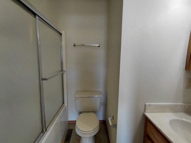 Foto del edificio - 20305 Skyview Dr