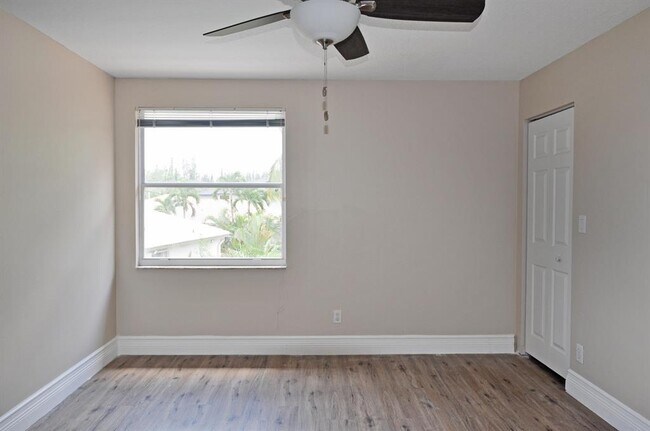 Building Photo - 12522 NW 18th Mnr