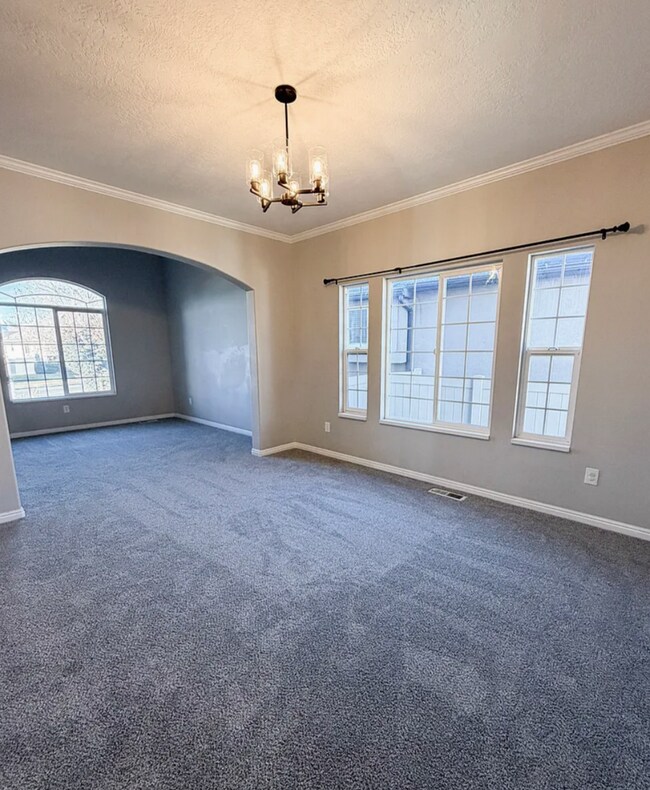 Foto del edificio - 2280 N 2350 W