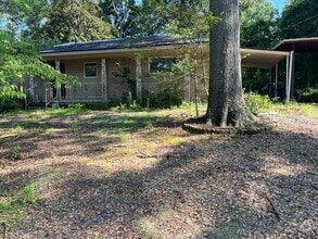 Building Photo - 3604 John Reagan St