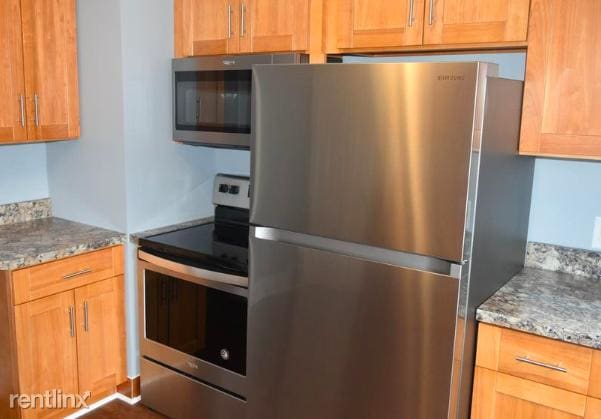 Kitchen 2 - 1686 Eddington Rd