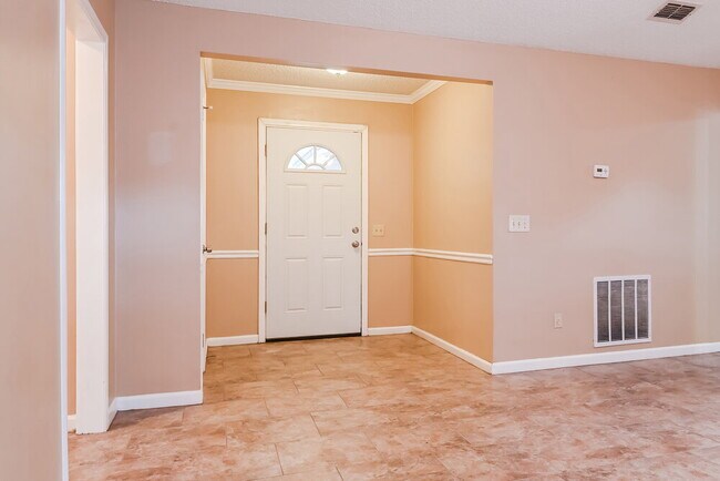 Foto del edificio - 1364 Trotters Walk Way