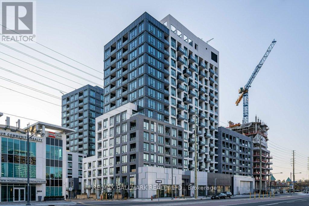Photo principale - 8868-8868 Yonge St