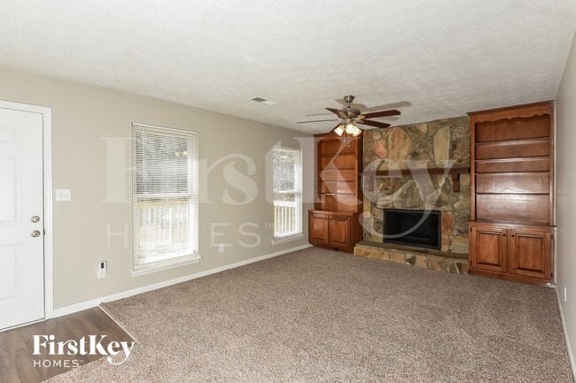 Building Photo - 3292 Mixon Way