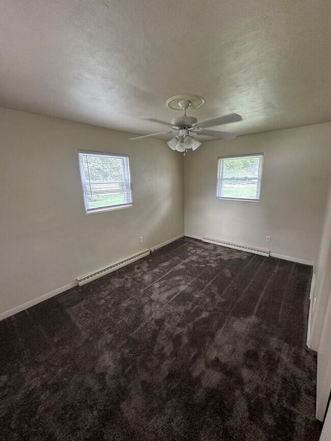 Foto del edificio - 1801 Lynwood Dr