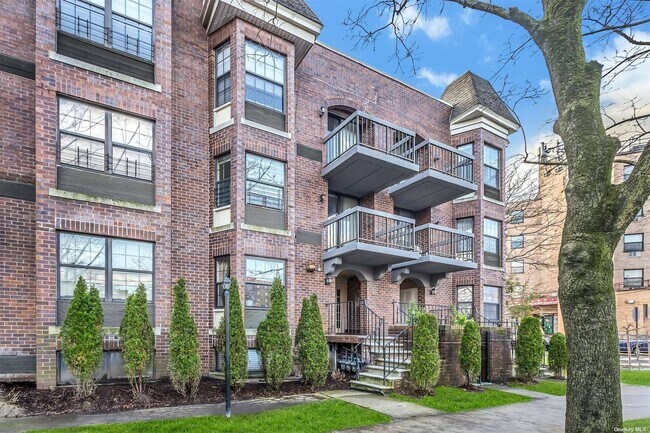 Foto del edificio - 163-4 71st Ave