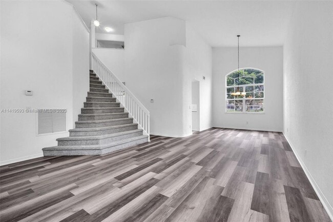 Building Photo - 1637 SW 156th Ave