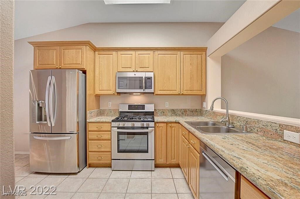 Foto del edificio - 2079 Poppywood Ave