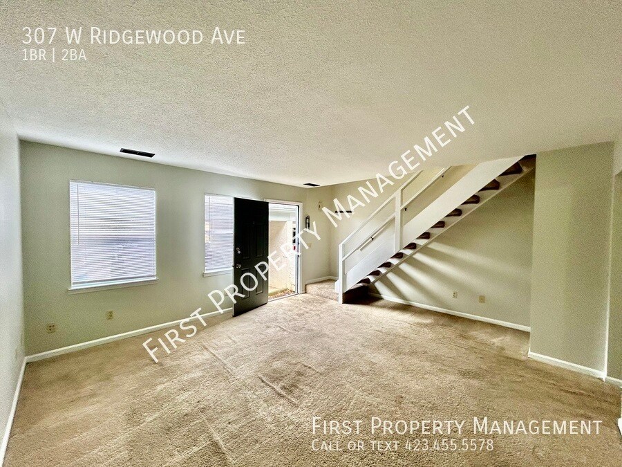 Primary Photo - Affordable 1 Bed Townhouse Close to Downtown