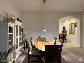 Building Photo - 9142 Cherry Oaks Ln