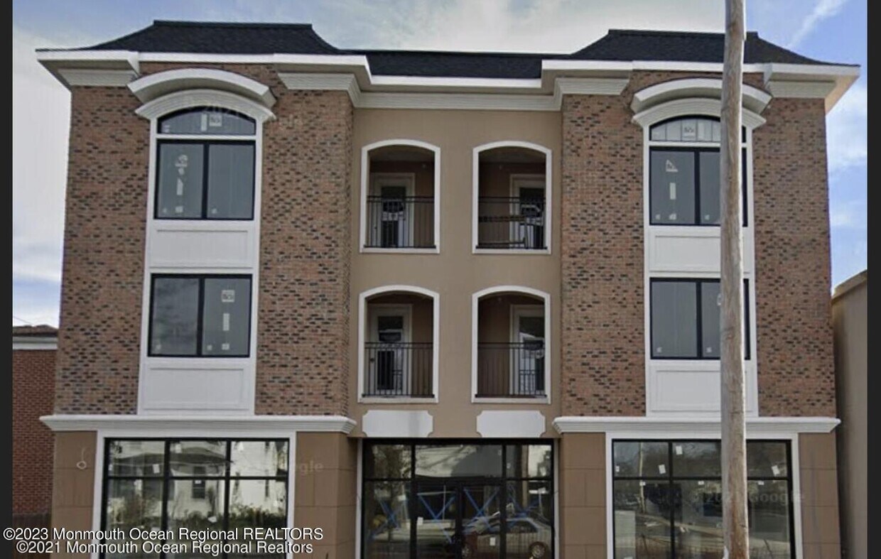 191193 Shrewsbury Ave, Red Bank, NJ 07701 Room for Rent in Red Bank