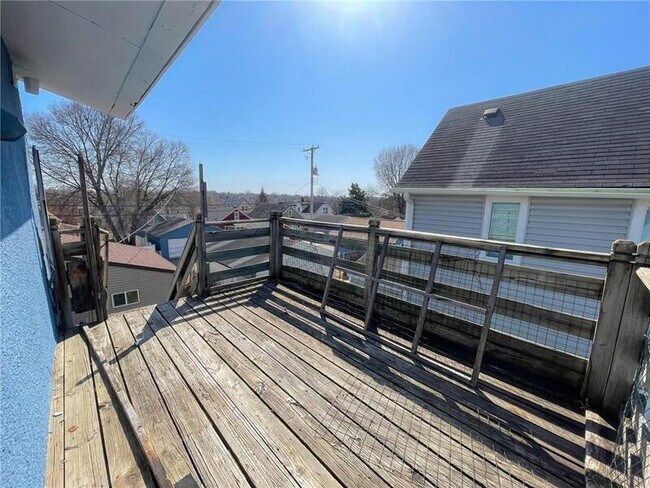 Building Photo - 1086 Galtier St