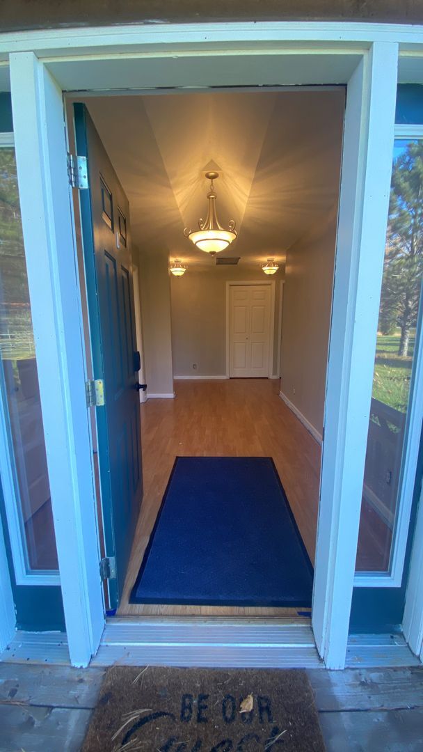 Building Photo - Lake Home on Lake Irene 3 Beds 2 Baths, Av...