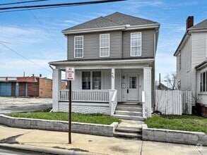 Building Photo - 30 S Central Ave