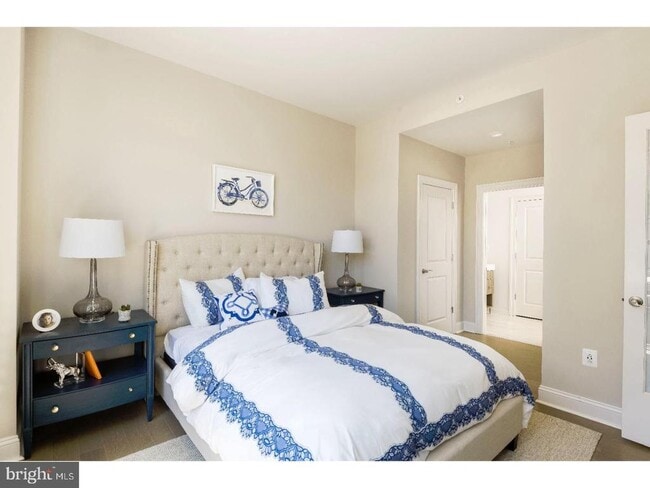 Building Photo - 218 Arch St