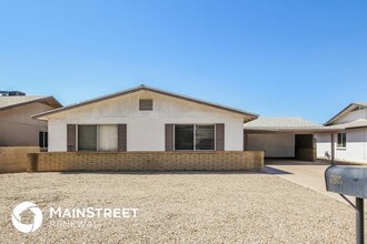 Building Photo - 3907 W Kaler Dr