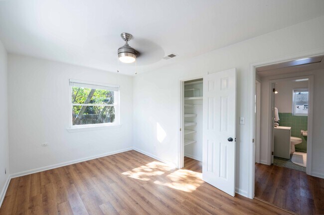 Foto del edificio - 1216 10th St N