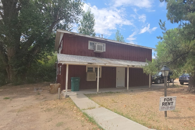 Building Photo - 105 A N Oliver Dr