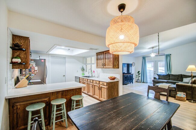 Building Photo - Dobson Ranch 3 bedroom!