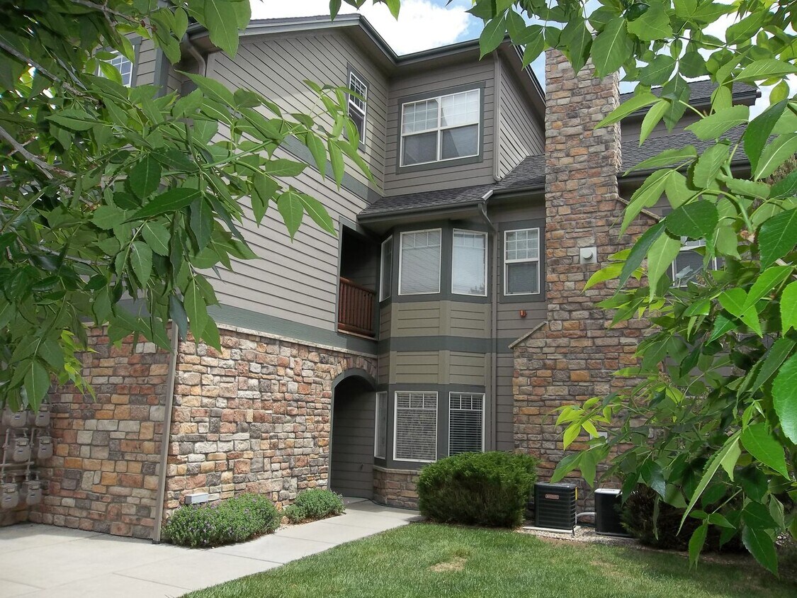 Foto principal - Cozy Two Bedroom Condo