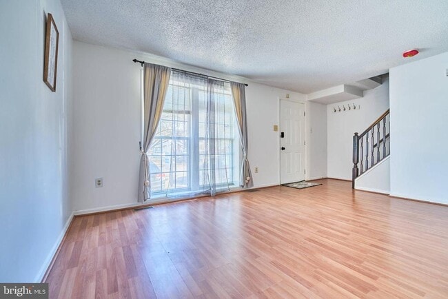 Foto del edificio - 1786 Jacobs Meadow Dr