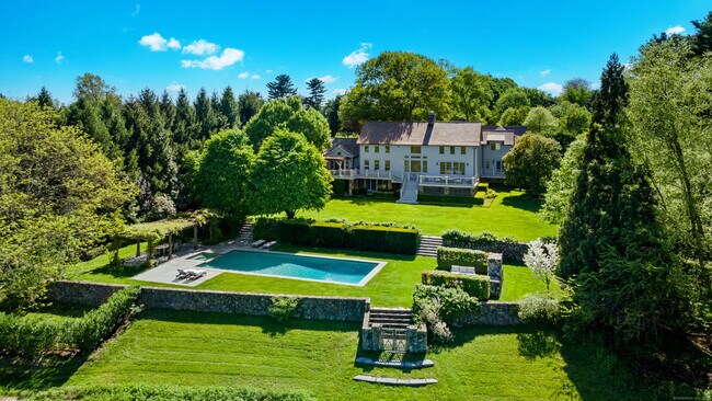 Foto del edificio - 945 Oenoke Ridge