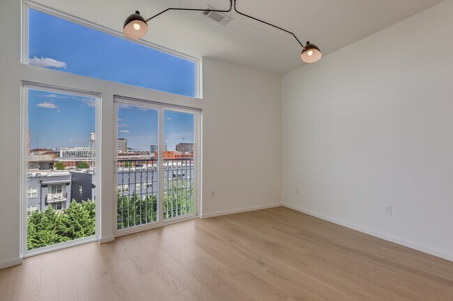 living room with view of American Tobacco - 600 S Duke St