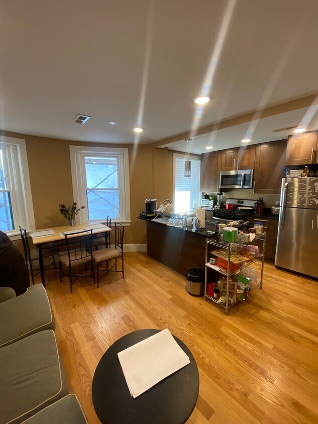 Primary Photo - Renovated Brookline Village 4 bed/2 Bath o...