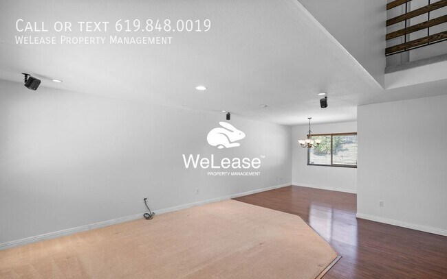 Building Photo - Charming 4-Bedroom Home with Fenced Yard, ...