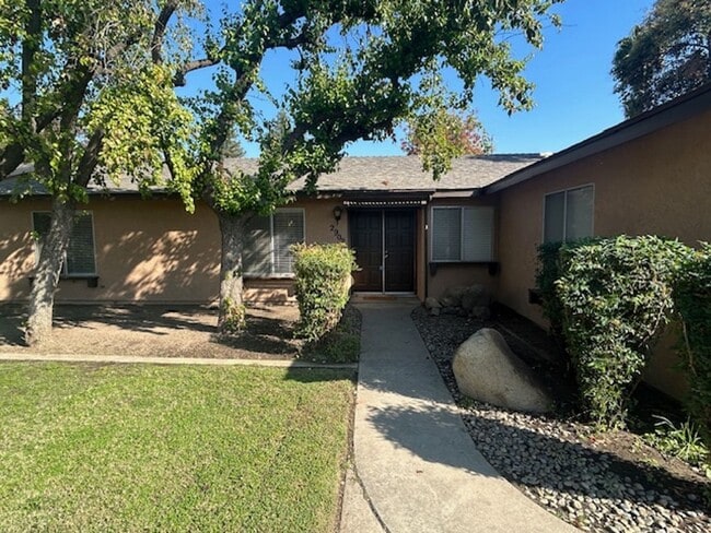 Building Photo - Clean 3 Bedroom, 2 Bathroom Affordable Hom...